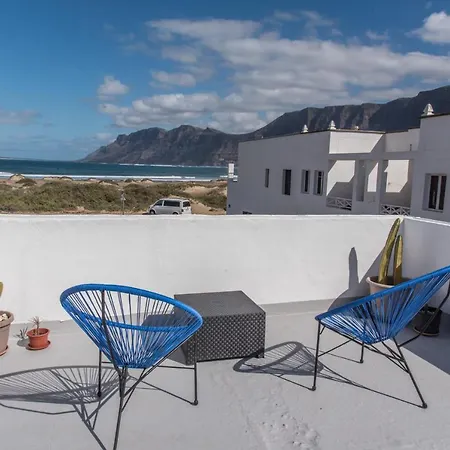 Apartment Sandy Bay With Roof Terrace And Sea Views *