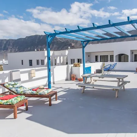 Sandy Bay With Roof Terrace And Sea Views Apartment *