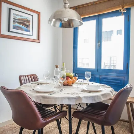 Sandy Bay With Roof Terrace And Sea Views * Famara