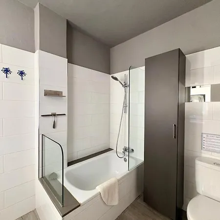 Sandy Bay With Roof Terrace And Sea Views Appartement Famara